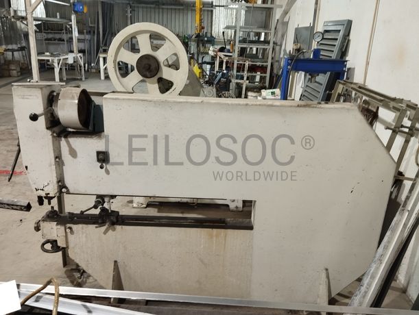 Equipamentos · Indústria Metalomecânica