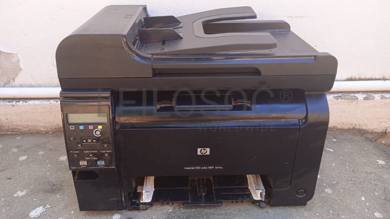 Impressora HP LaserJet 100 color MFP M175a