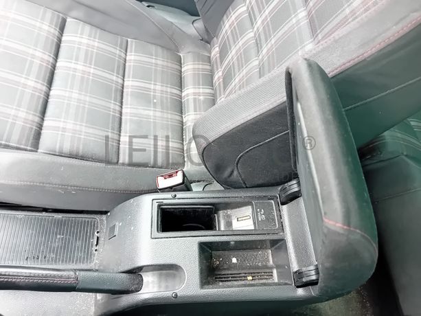 Volkswagen Golf GTI · Ano 2010