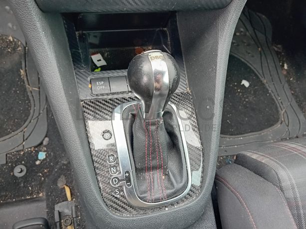 Volkswagen Golf GTI · Ano 2010