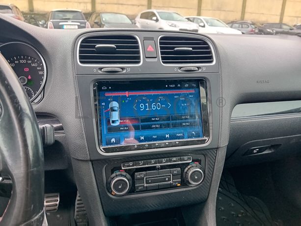 Volkswagen Golf GTI · Ano 2010