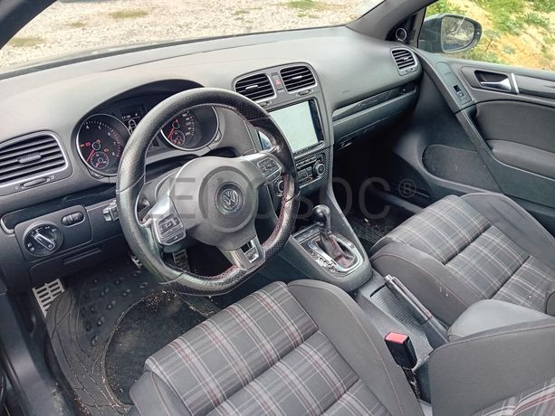 Volkswagen Golf GTI · Ano 2010