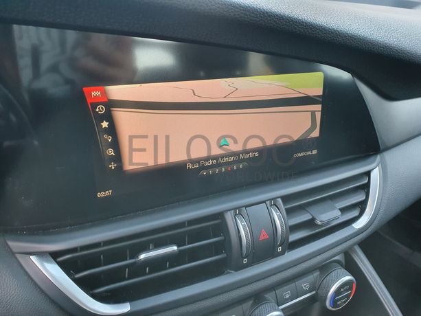 Alfa Romeu Giulia · Ano 2016