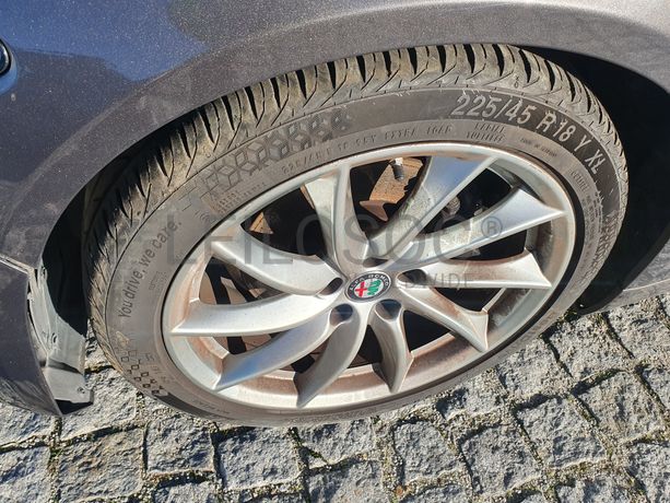 Alfa Romeu Giulia · Ano 2016