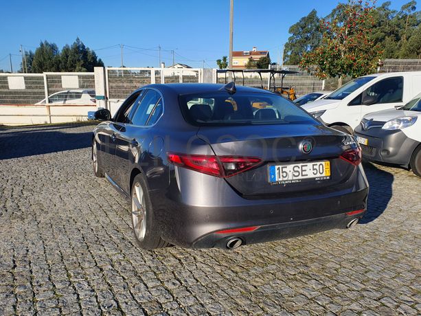 Alfa Romeu Giulia · Ano 2016