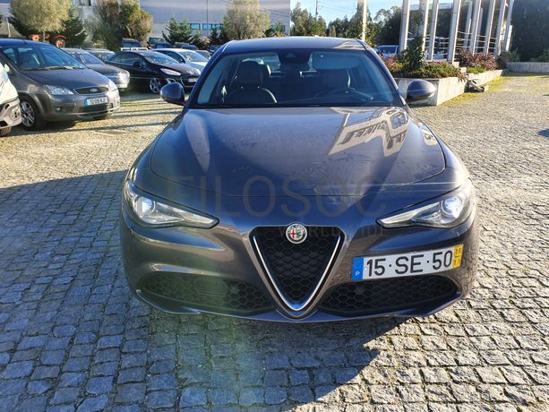 Alfa Romeu Giulia · Ano 2016