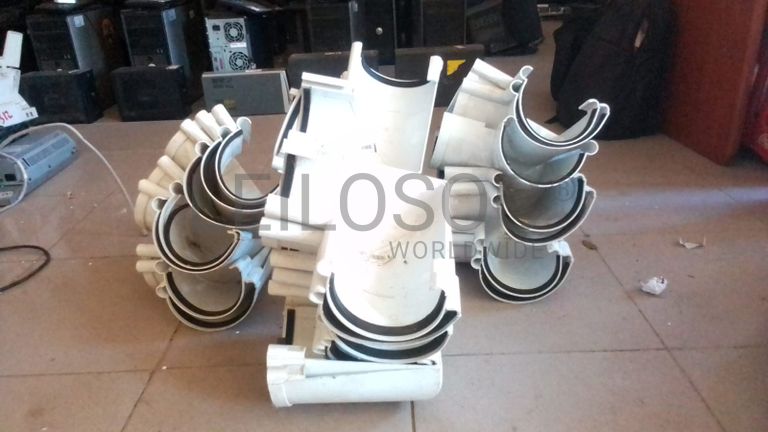 Conjunto de canto de caleiras