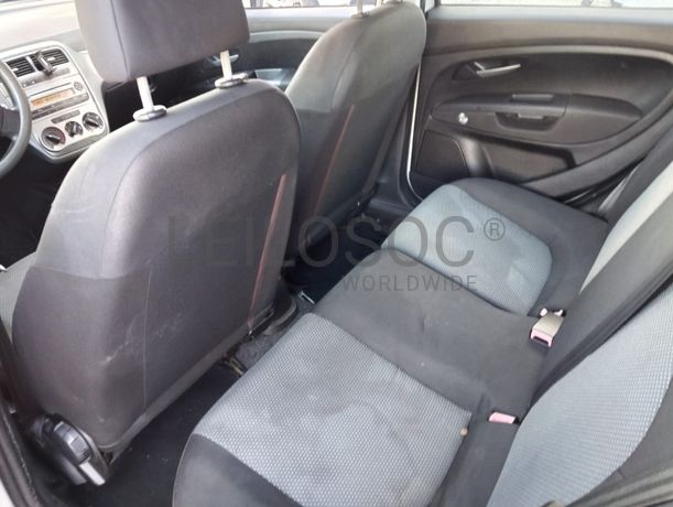 Fiat Punto · Ano 2010