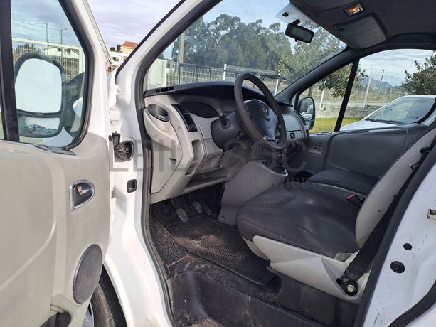 Opel Vívaro · Ano 2003