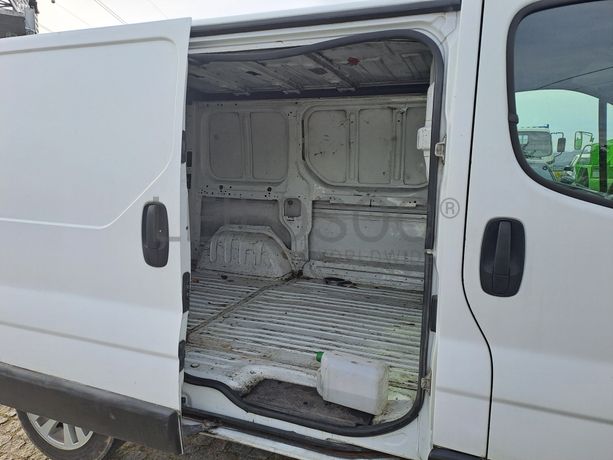 Opel Vívaro · Ano 2003