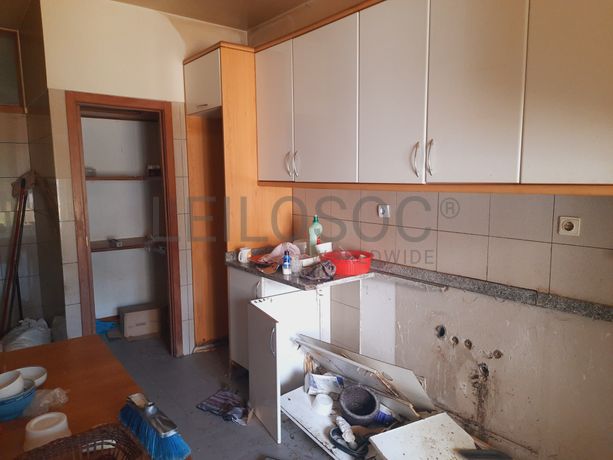 Apartamento T2+1 c/ Garagem · Vila Nova de Gaia