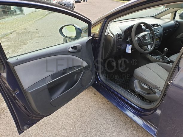 Seat Leon 1.6 TDI · Ano 2012