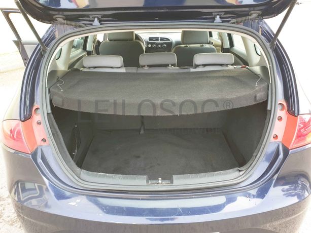 Seat Leon 1.6 TDI · Ano 2012