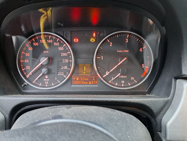 BMW 320D · Ano 2010