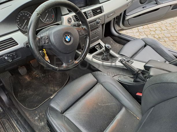 BMW 320D · Ano 2010