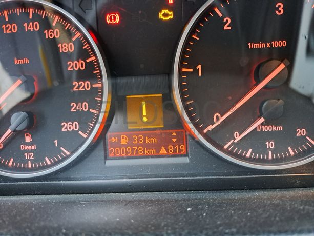 BMW 320D · Ano 2010