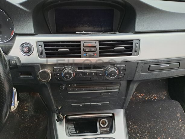 BMW 320D · Ano 2010