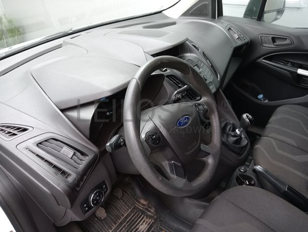 Ford Transit Connect · Ano 2017
