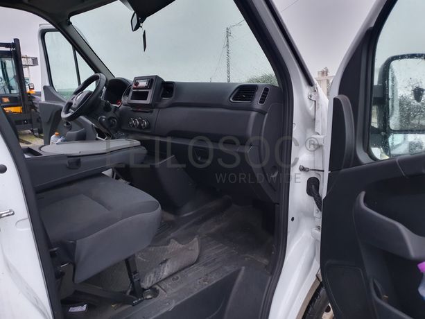 Renault Master · Ano 2021