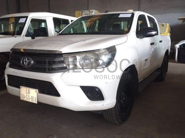 Toyota HILUX DC (4x4)