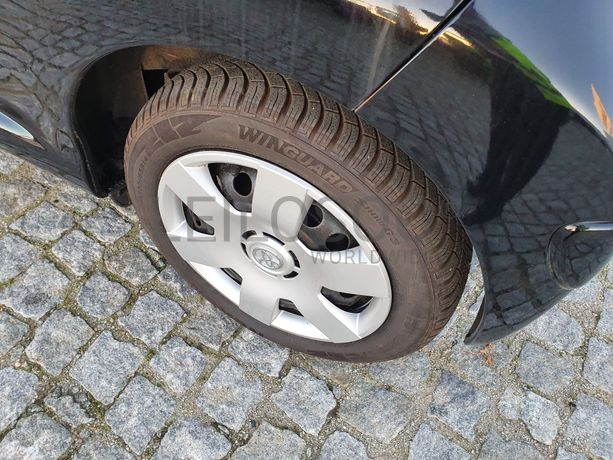 Toyota Aygo · Ano 2012