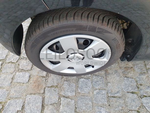 Toyota Aygo · Ano 2012