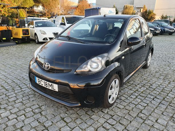 Toyota Aygo · Ano 2012