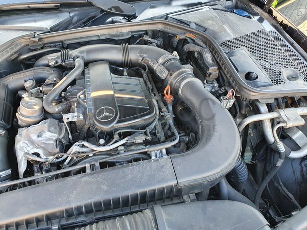 Mercedes C180 · Ano 2015