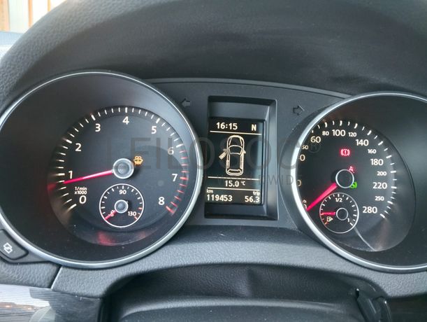 Volkswagen Golf 2.0 GTI · Ano 2010