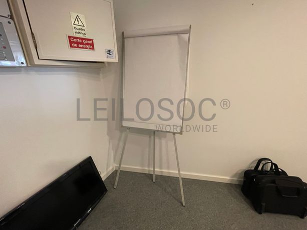 Equipamento de Escritório · Material Informático · Diversos