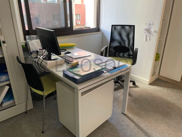 Equipamento de Escritório · Material Informático · Diversos