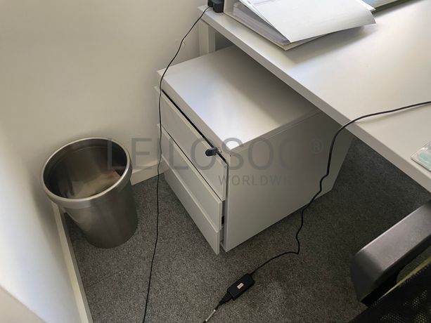 Equipamento de Escritório · Material Informático · Diversos