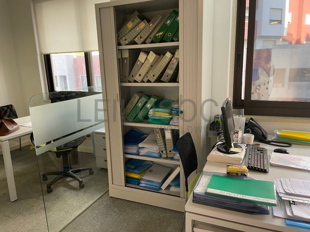 Equipamento de Escritório · Material Informático · Diversos