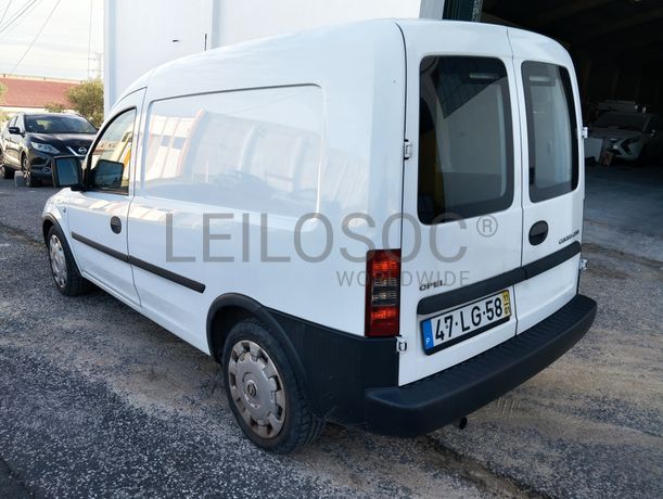 Opel Combo CDTI · Ano 2011