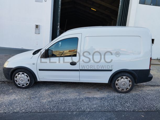 Opel Combo CDTI · Ano 2011