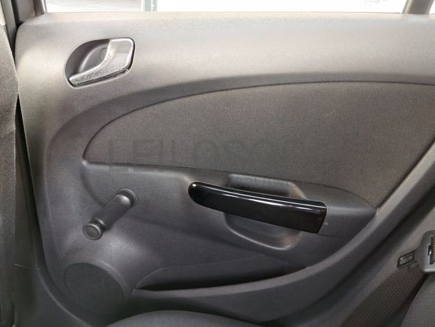 Opel Corsa · Ano 2013