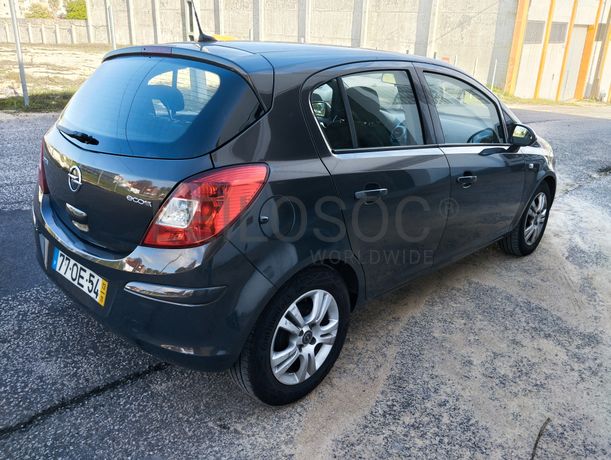 Opel Corsa · Ano 2013