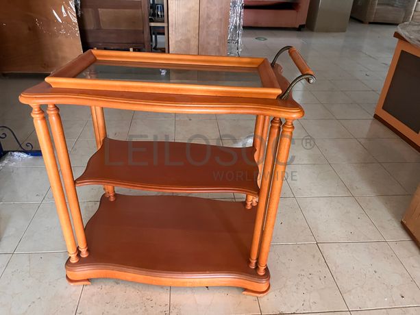 Carrinho de chá em madeira