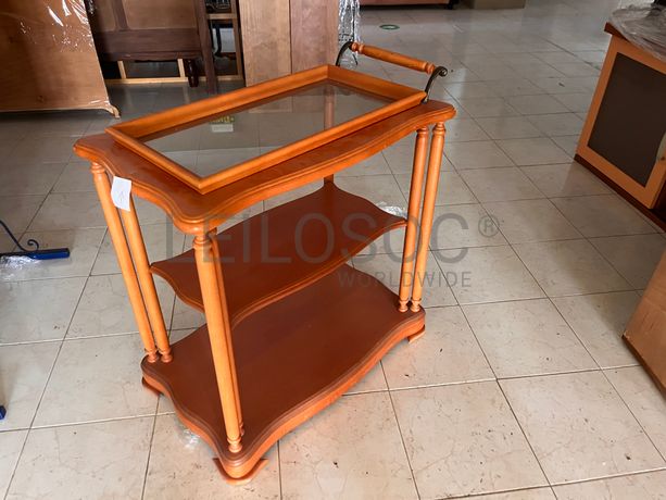 Carrinho de chá em madeira