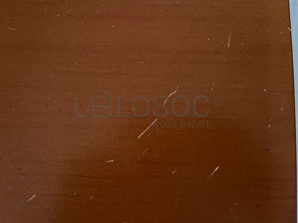 Móvel pequeno de madeira