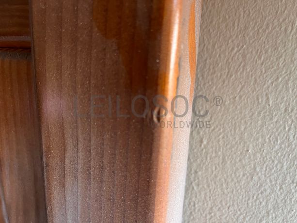 Cabeceira de cama em madeira