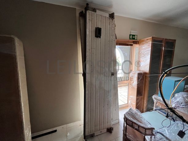 Estrutura de portão elétrico