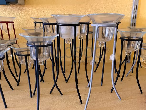 Suportes para velas em ferro e vidro