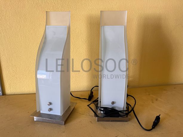 Candeeiros pequenos em ferro