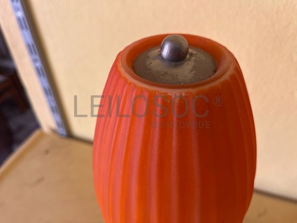 Candeeiros pequenos em ferro