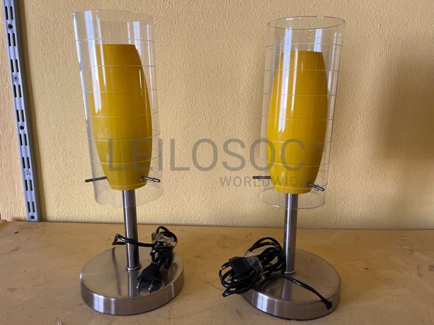 Candeeiros pequenos em ferro