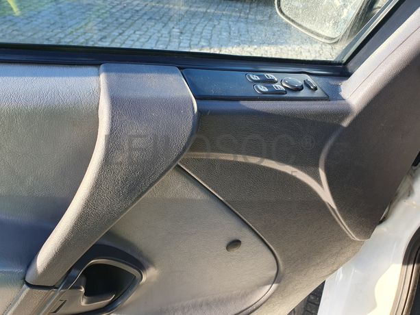 Mercedes-Benz Vito 110 CDI · Ano 2003