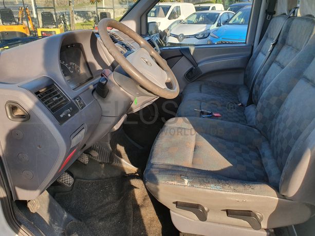 Mercedes-Benz Vito 110 CDI · Ano 2003