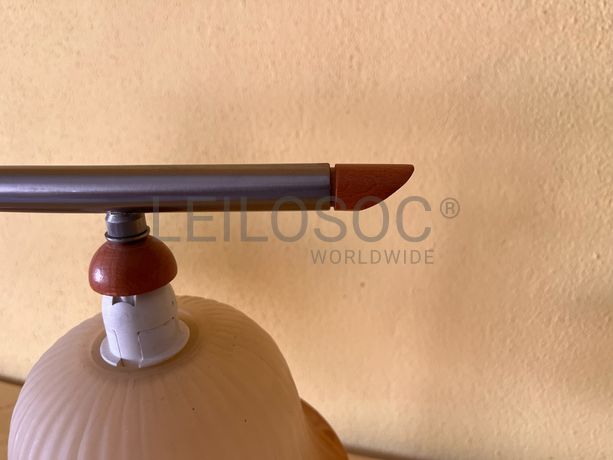 Candeeiro de teto em metal