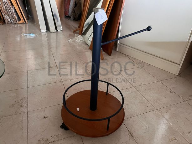 Bengaleiro de madeira